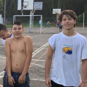 Meet your Posher, Julian